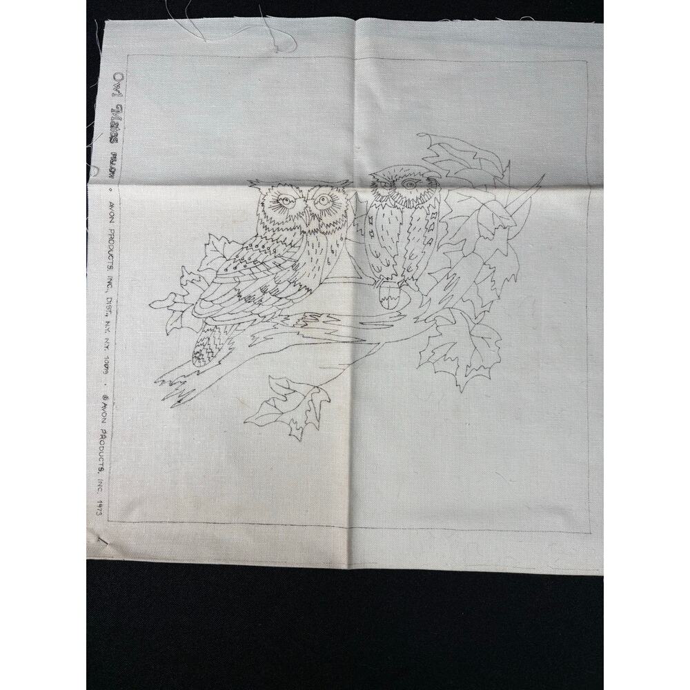 Vintage Avon Creative Needlecraft Crewel Embroidery Kit Owl Mates Pillow - Picture 5 of 6